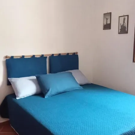 L'oleandro Apartment *